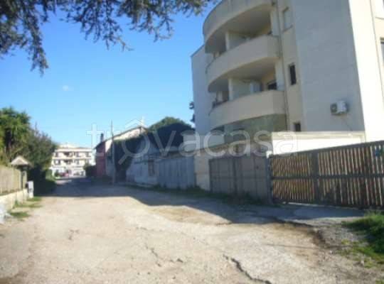 appartamento in vendita ad Ardea in zona Nuova California