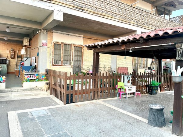 appartamento in vendita ad Ardea in zona Marina di Ardea