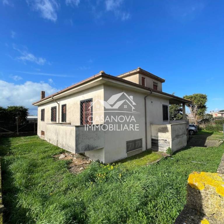 casa indipendente in vendita ad Ardea in zona Banditella