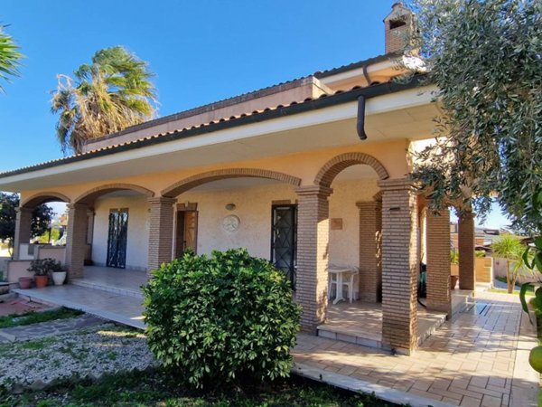 casa indipendente in vendita ad Ardea in zona Nuova Florida