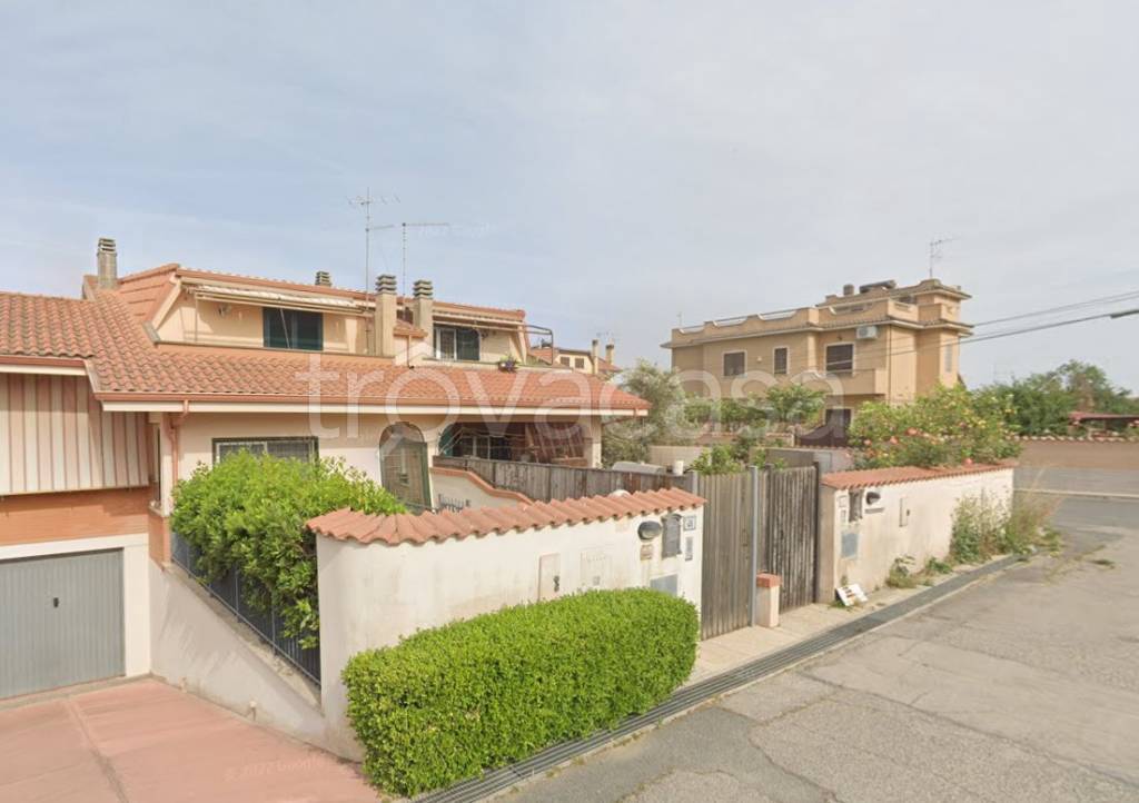 casa indipendente in vendita ad Ardea in zona Nuova Florida