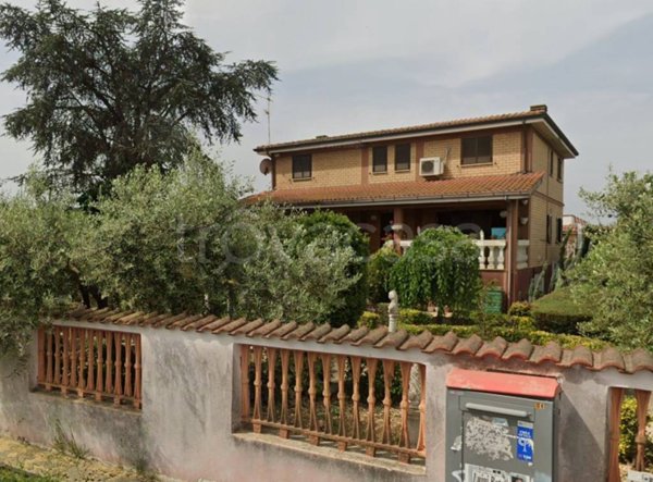 casa indipendente in vendita ad Ardea in zona Banditella