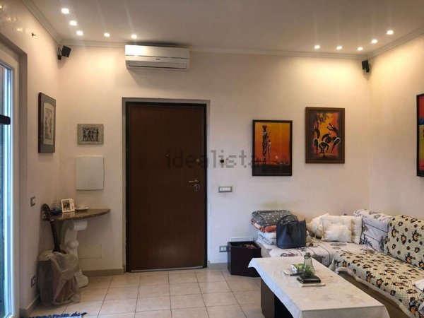 casa indipendente in vendita ad Ardea in zona Nuova California