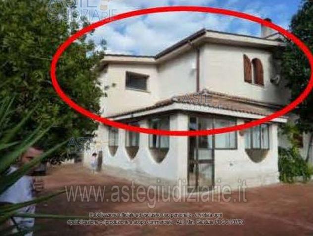 casa indipendente in vendita ad Ardea