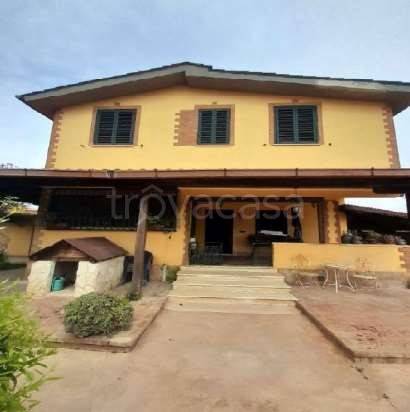 casa indipendente in vendita ad Ardea in zona Marina di Ardea