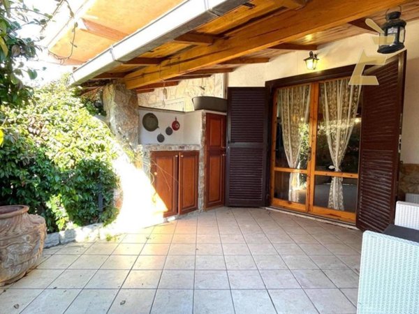 appartamento in vendita ad Ardea in zona Lido dei Pini