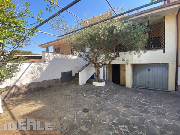casa indipendente in vendita ad Ardea