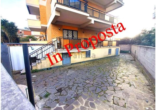 appartamento in vendita ad Ardea in zona Marina di Ardea