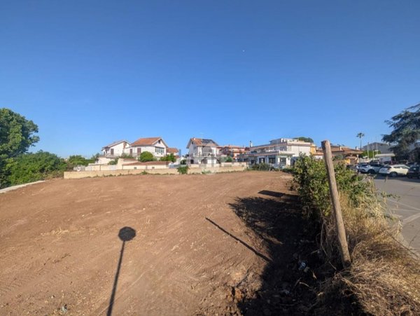 terreno in vendita ad Ardea in zona Nuova Florida