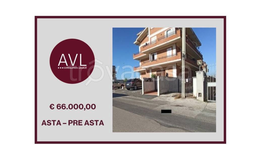 appartamento in vendita ad Ardea in zona Marina di Ardea