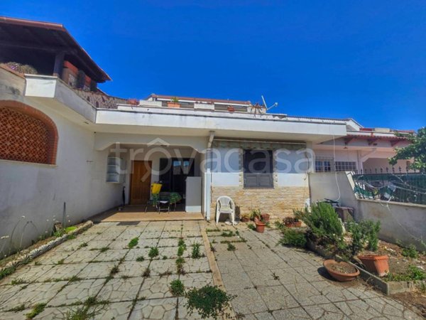 casa indipendente in vendita ad Ardea in zona Nuova California
