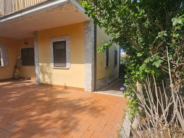 appartamento in vendita ad Ardea in zona Colle Romito