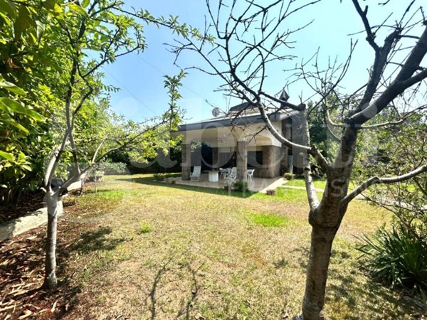 casa indipendente in vendita ad Ardea in zona Nuova California