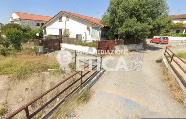 appartamento in vendita ad Ardea in zona Nuova California