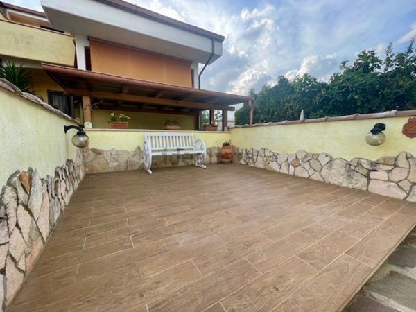 casa indipendente in vendita ad Ardea