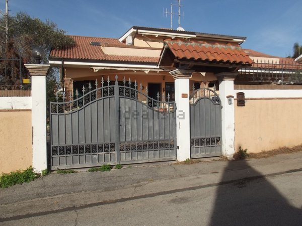 casa indipendente in vendita ad Ardea