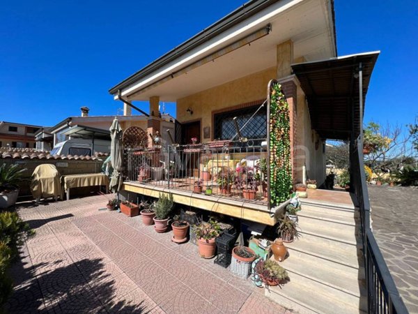 casa indipendente in vendita ad Ardea in zona Nuova Florida