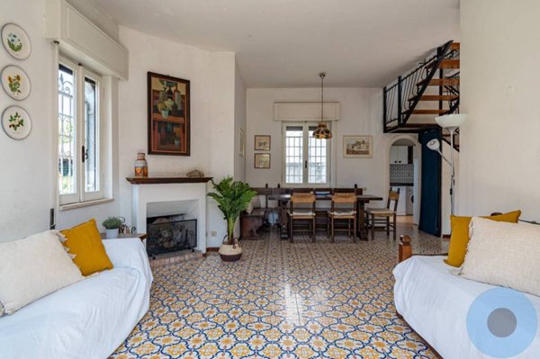 casa indipendente in vendita ad Ardea in zona Marina di Ardea