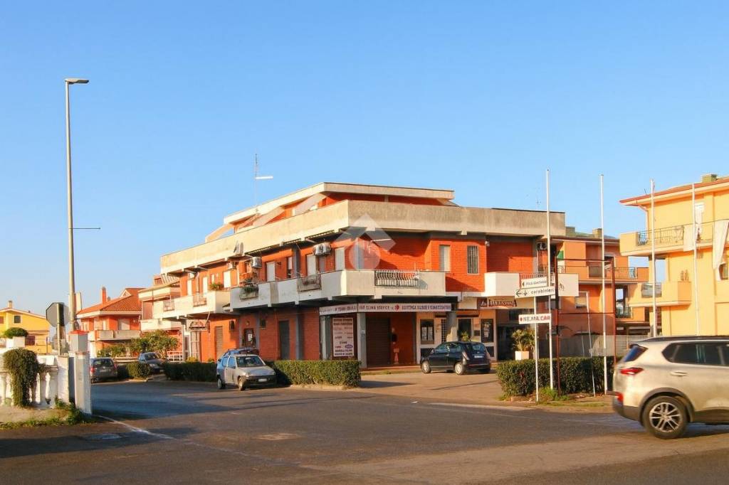 appartamento in vendita ad Ardea in zona Nuova California