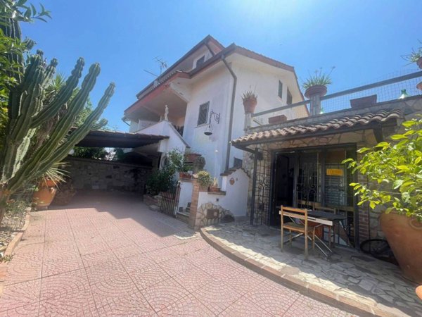 casa indipendente in vendita ad Ardea in zona Nuova Florida