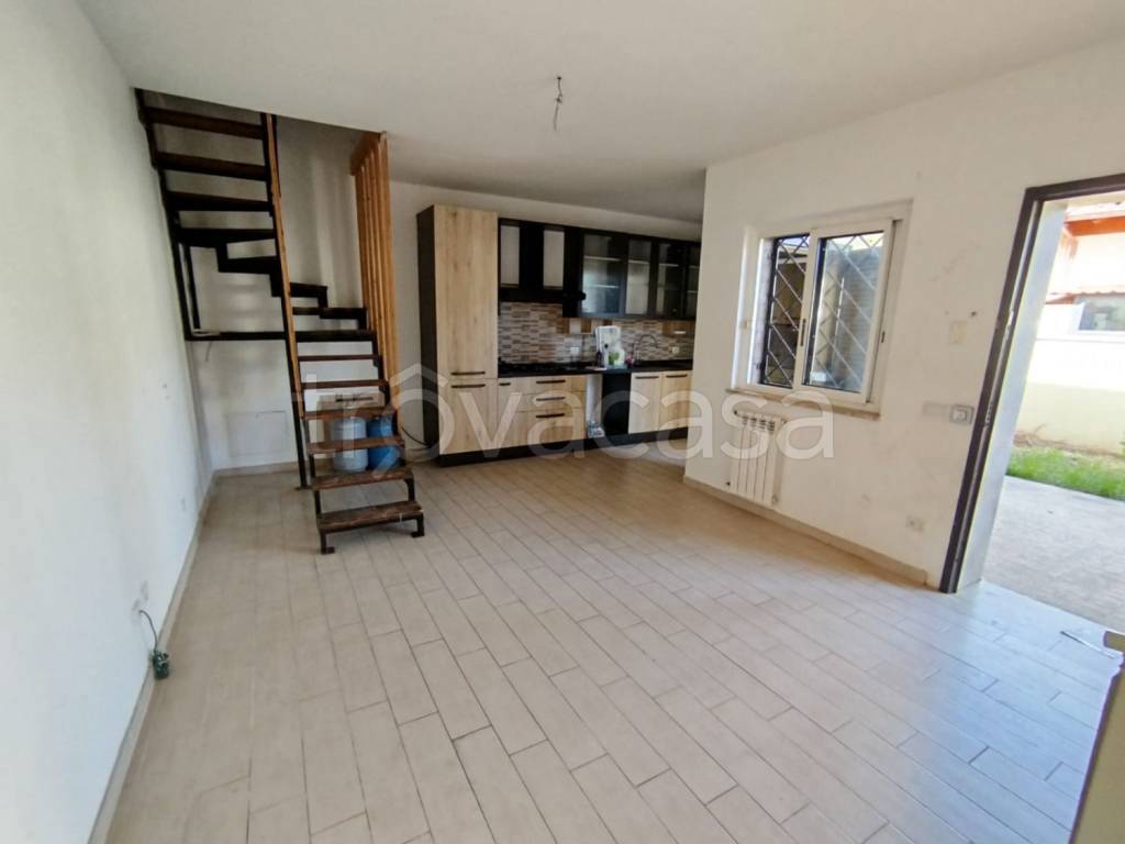 casa indipendente in vendita ad Ardea