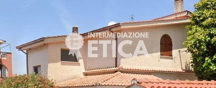 appartamento in vendita ad Ardea in zona Banditella