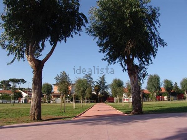 casa indipendente in vendita ad Ardea in zona Colle Romito