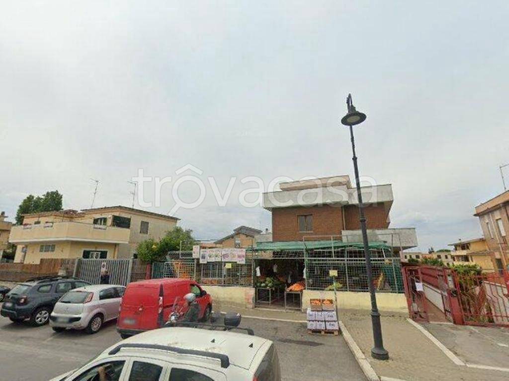 appartamento in vendita ad Ardea in zona Nuova California