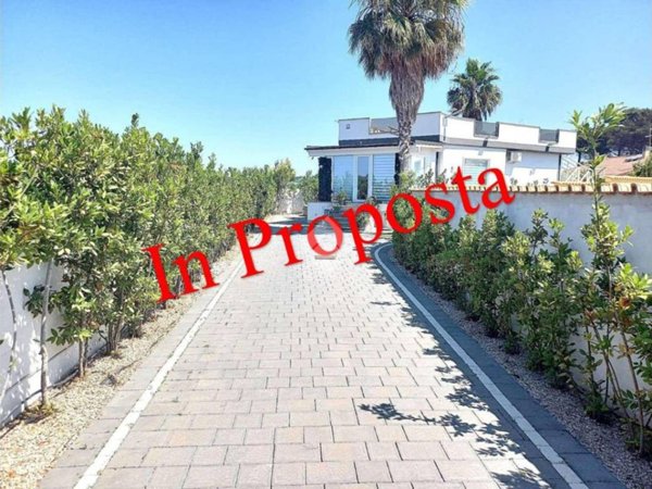casa indipendente in vendita ad Ardea in zona Nuova Florida