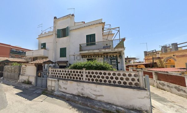 appartamento in vendita ad Ardea in zona Marina di Ardea