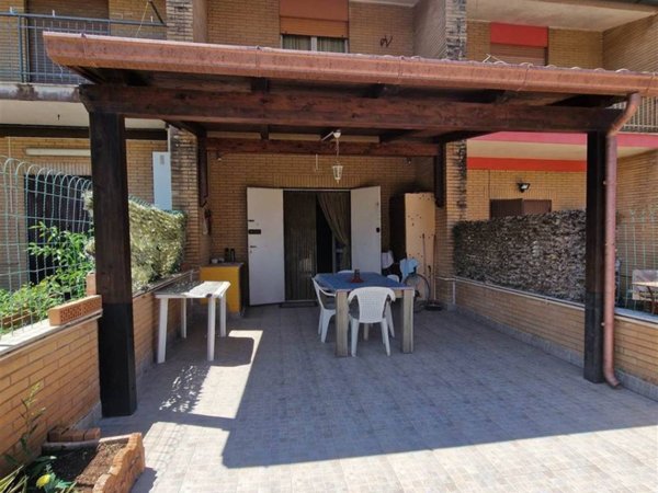 casa indipendente in vendita ad Ardea