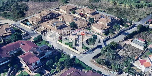 casa indipendente in vendita ad Ardea in zona Marina di Ardea