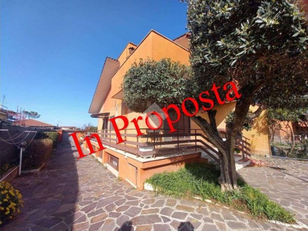 casa indipendente in vendita ad Ardea in zona Nuova Florida
