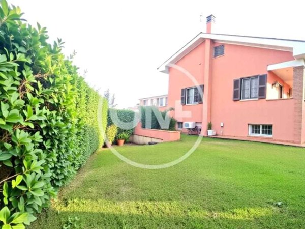 casa indipendente in vendita ad Ardea in zona Banditella