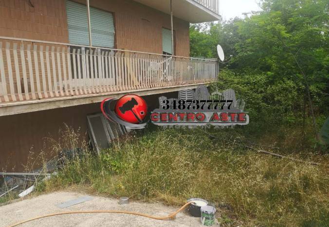 appartamento in vendita ad Ardea in zona Marina di Ardea