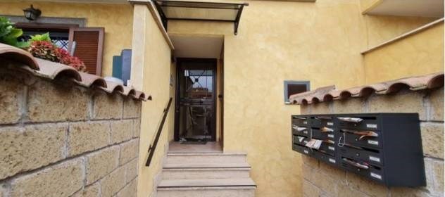 appartamento in vendita ad Ardea in zona Marina di Ardea