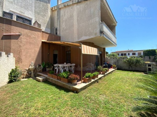 casa indipendente in vendita ad Ardea