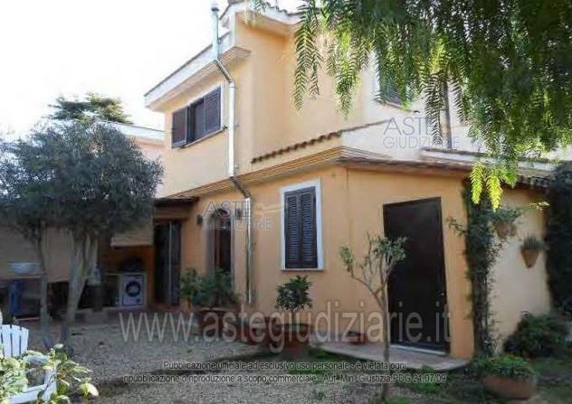 casa indipendente in vendita ad Ardea in zona Colle Romito