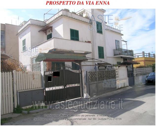 appartamento in vendita ad Ardea in zona Marina di Ardea