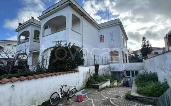 appartamento in vendita ad Ardea in zona Colle Romito