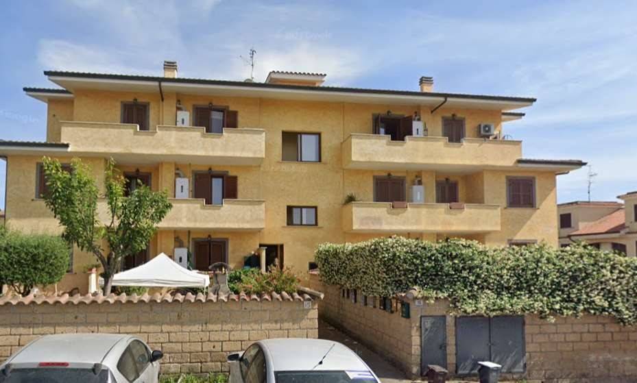 appartamento in vendita ad Ardea in zona Marina di Ardea