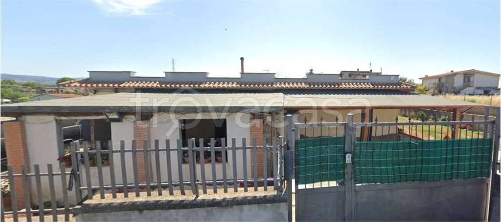 casa indipendente in vendita ad Ardea in zona Villaggio Ardeatino