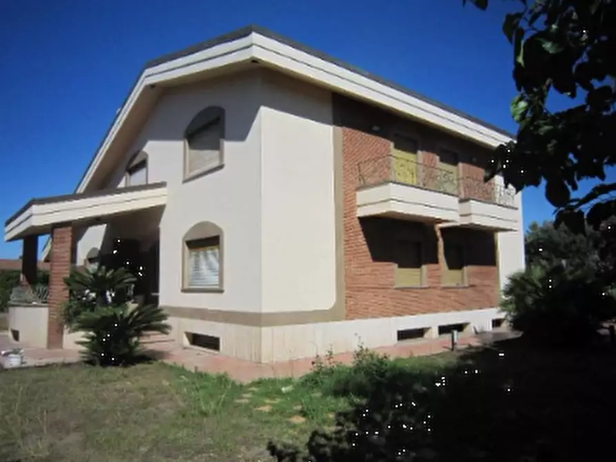 casa indipendente in vendita ad Ardea in zona Marina di Ardea