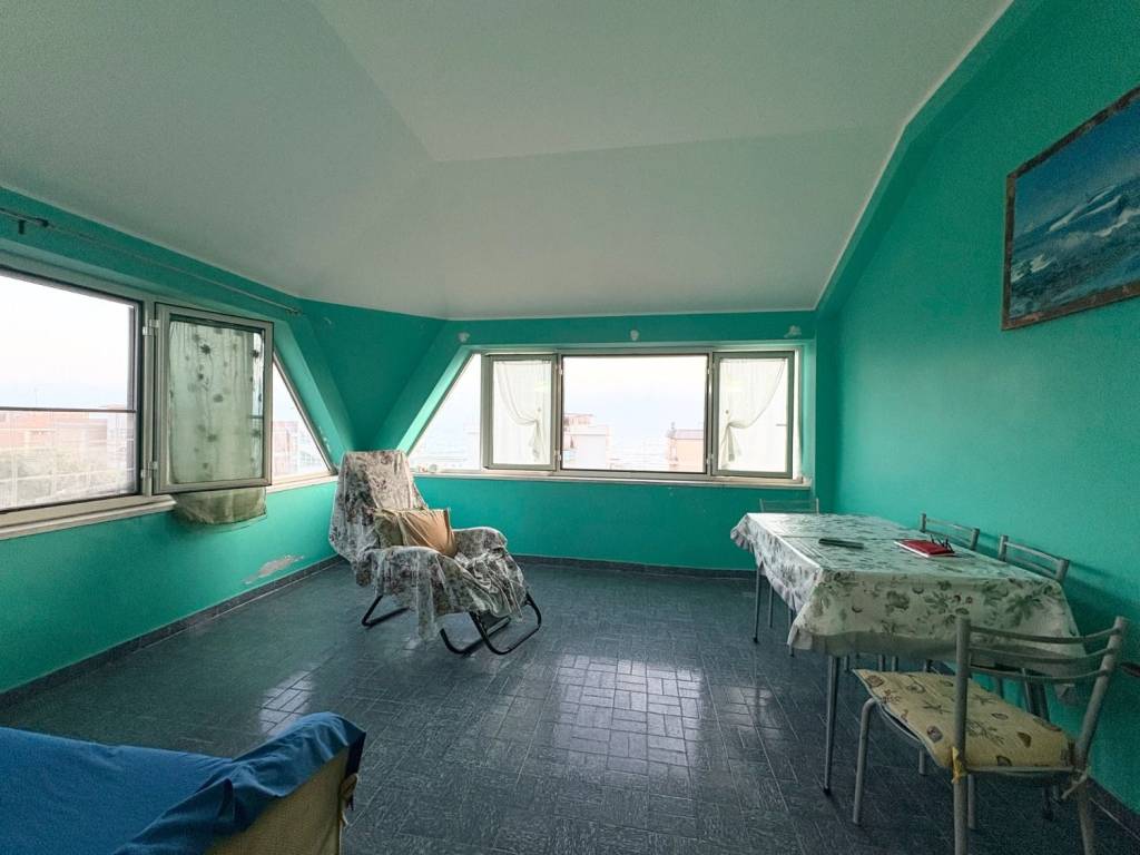 appartamento in vendita ad Ardea in zona Marina di Ardea