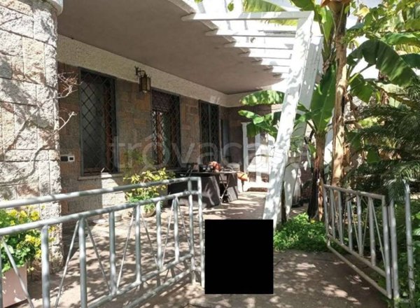 casa indipendente in vendita ad Ardea in zona Marina di Ardea