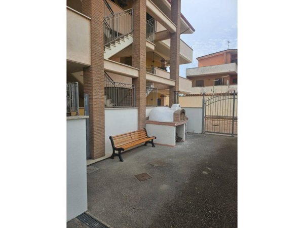 appartamento in vendita ad Ardea in zona Marina di Ardea