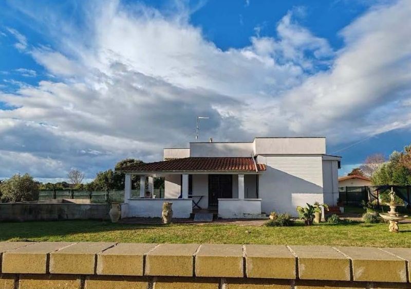 appartamento in vendita ad Ardea in zona Marina di Ardea