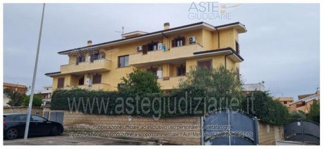 appartamento in vendita ad Ardea in zona Marina di Ardea