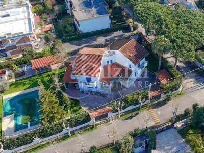 casa indipendente in vendita ad Ardea in zona Marina di Ardea