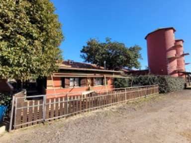 casa indipendente in vendita ad Ardea in zona Nuova California